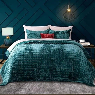 Luxury Velvet Embroidered Quilt Set-Peacock Green Luxury Velvet Embroidered Quilt Set-Peacock Green
